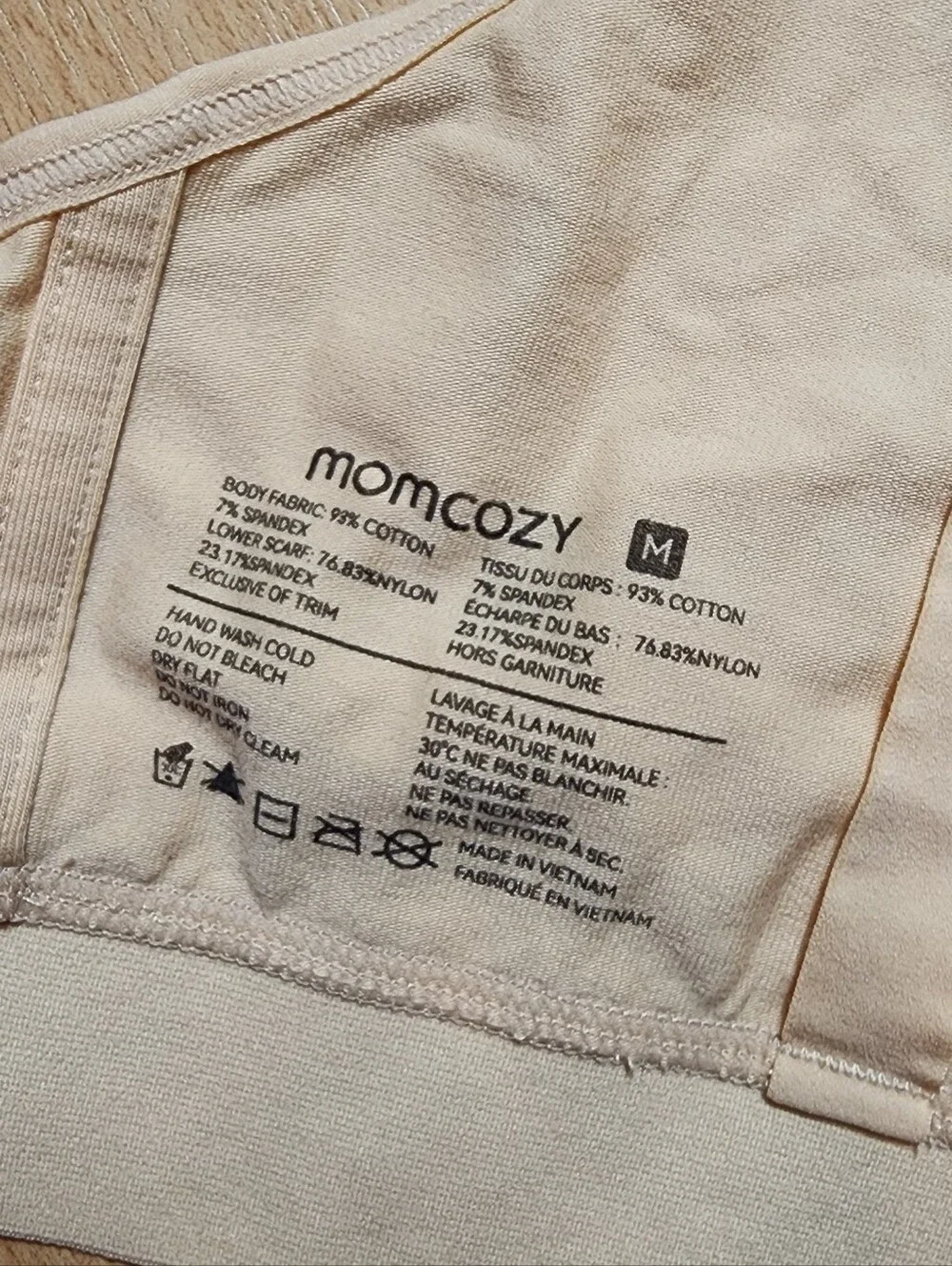 Momcozy bra hands